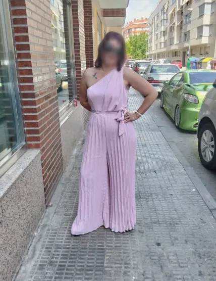 Anne, 39