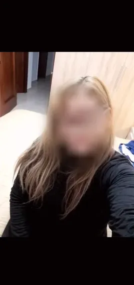 Anne, 40