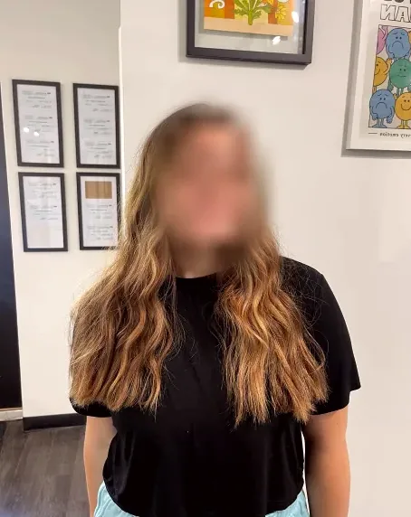 Ayla, 19