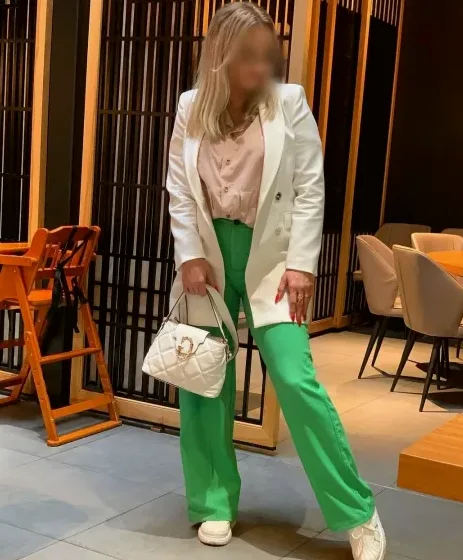 Esther, 38