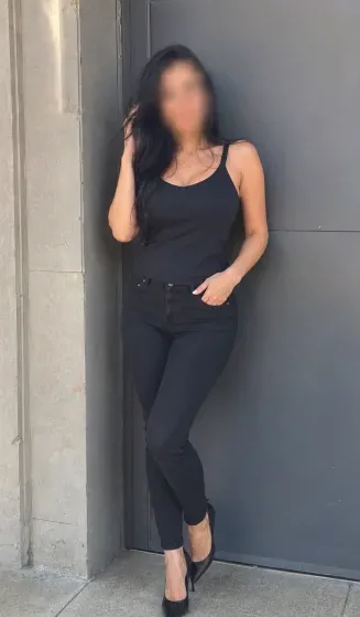 Hannah, 33