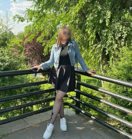 Leyla, 21