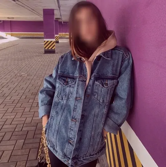 Sandra, 31