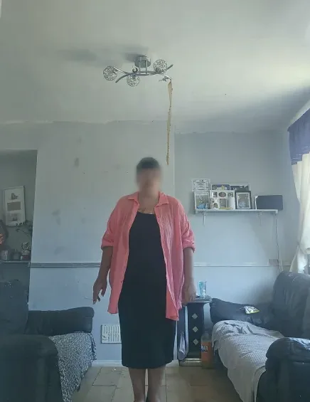 Sofie, 35